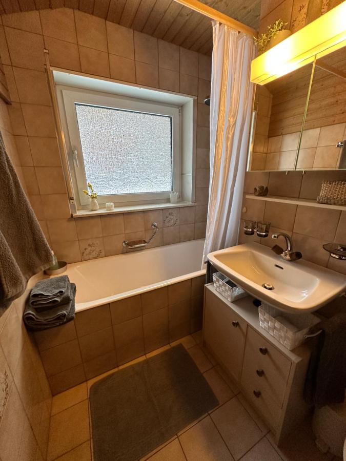 Appartement Dachwohnung Mit Charme Im Haus Luchre, *